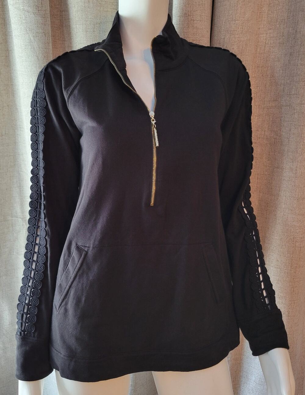 Lilly Pulitzer Skipper Solid Black Popover Lace Sleeves Pullover Women's Medium